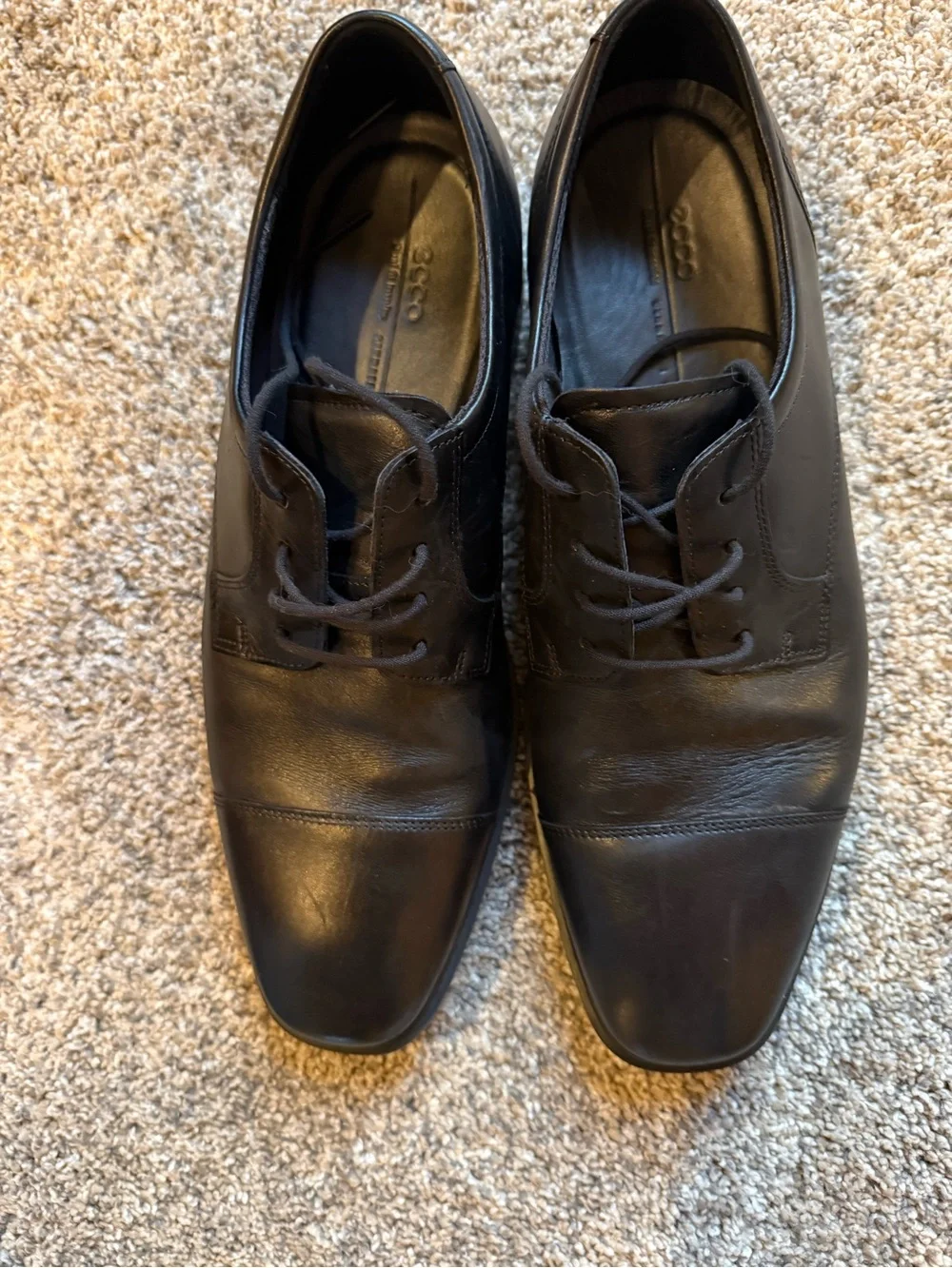 Ecco Men's Black Leather Cap-Toe Oxfords